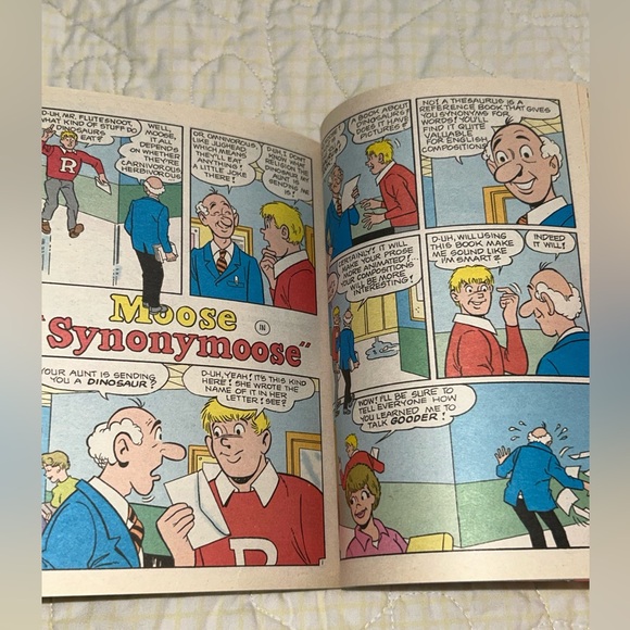 📚BOOK SALE 5 for $20📚 Pals and Gals Double Digest No. 47 March 2000 - Picture 7 of 10